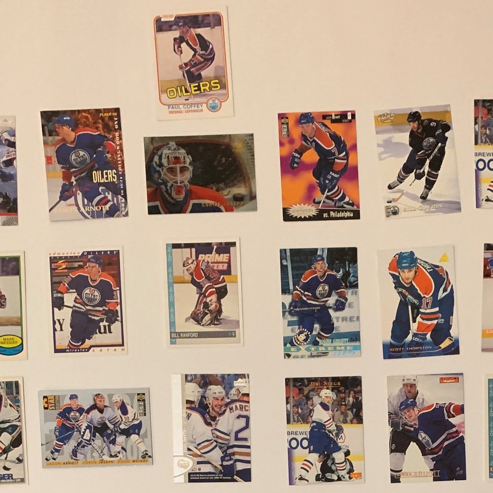 Edmonton Oilers Vintage NHL Hockey Cards - Lot of 19 w/ Coffey, Messier, Arnott+